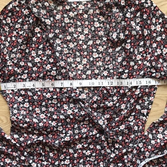 Whimsigoth Wrap Blouse Small Ruffle Bell Sleeve Moody Floral - Picture 10 of 13